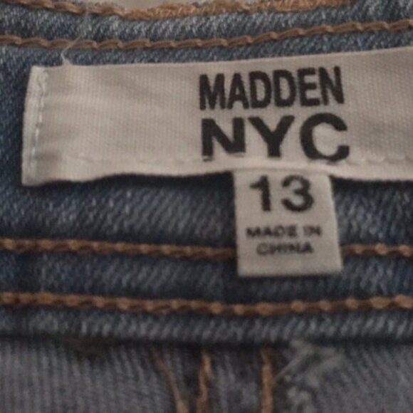 Madden NYC Juniors High Rise Cargo Pants - Picture 4 of 13